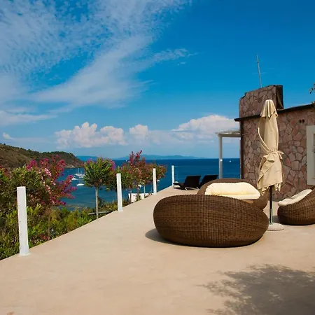 Capo Bianco Porto Azzurro