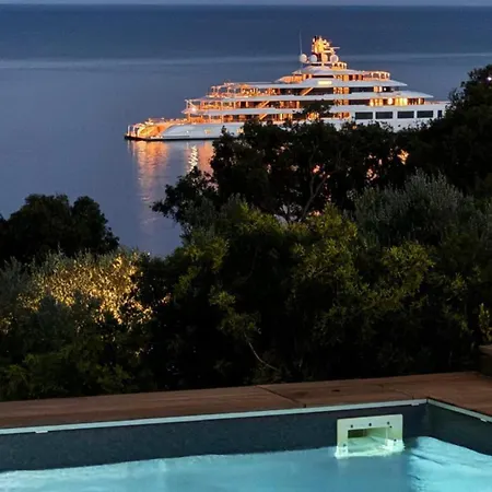 Aparthotel Capo Bianco Porto Azzurro