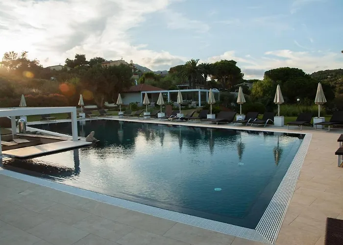 Capo Bianco Hotel apartamentowy 4*