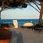 Capo Bianco Lägenhetshotell Porto Azzurro