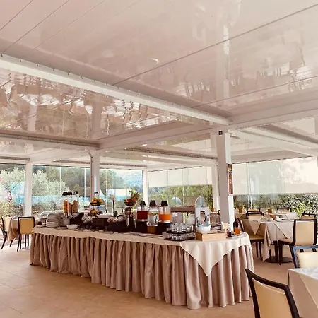 Apart Otel Capo Bianco 4*