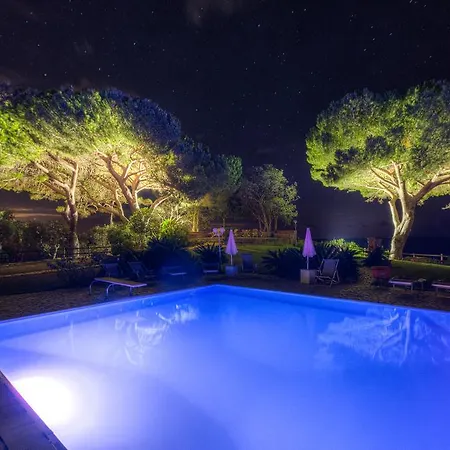 Capo Bianco Ξενοδοχείο με διαμερίσματα 4*