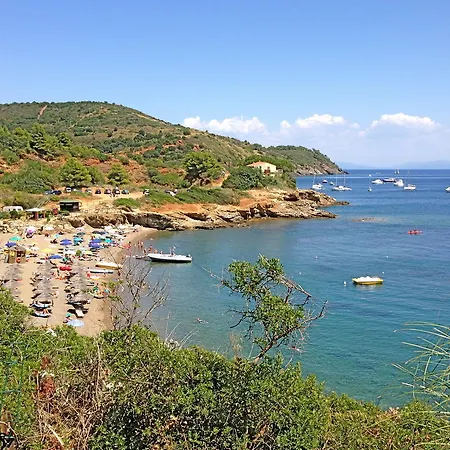 Ξενοδοχείο με διαμερίσματα Capo Bianco 4*